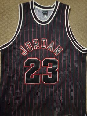 Jordan Jersey Size L
